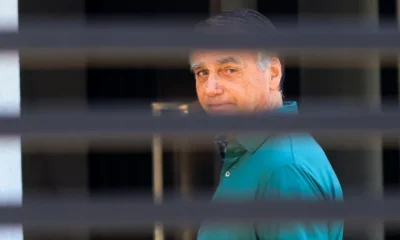 Senador dos EUA pede a Moraes revisão de prisão domiciliar de Bolsonaro