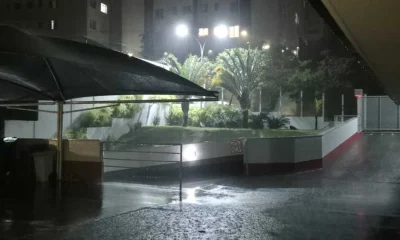 Belo Horizonte em Alerta: Chuva Extremamente Forte Assola Capital Mineira na Noite de Sábado e Segue com Previsão de Intensidade