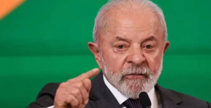 Aliado de Trump xinga Lula após crítica a ataque dos EUA na Venezuela