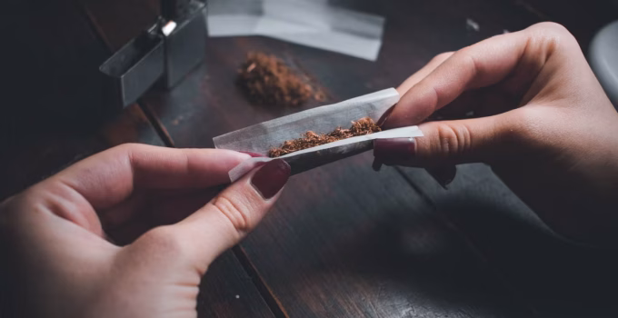 Belo Horizonte: Câmara debate multa de R$ 1.500 para uso de drogas em vias públicas; veja detalhes do projeto