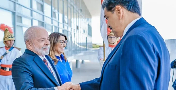 Verborragia de Lula gera incômodo no Planalto e força recuo na defesa de Maduro