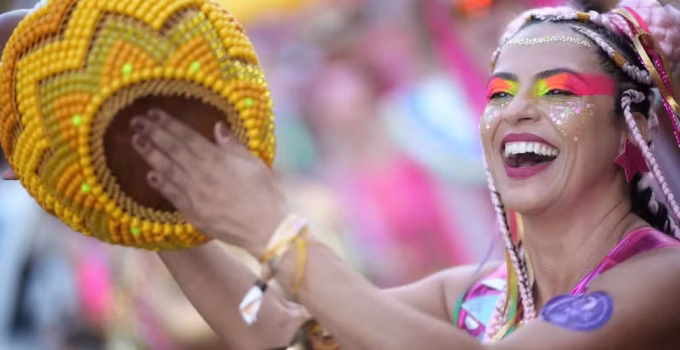 Pré-Carnaval em BH: Blocos Tradicionais Agitam a Capital Mineira Neste Fim de Semana