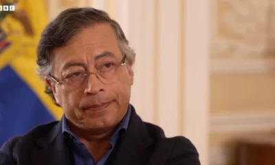 Presidente da Colômbia Alerta para "Ameaça Real" de Ação Militar dos EUA e Critica ICE como "Brigadas Nazistas"