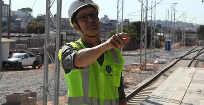 Zema intensifica agenda privatista em Minas Gerais às vésperas de deixar o cargo para focar na Presidência