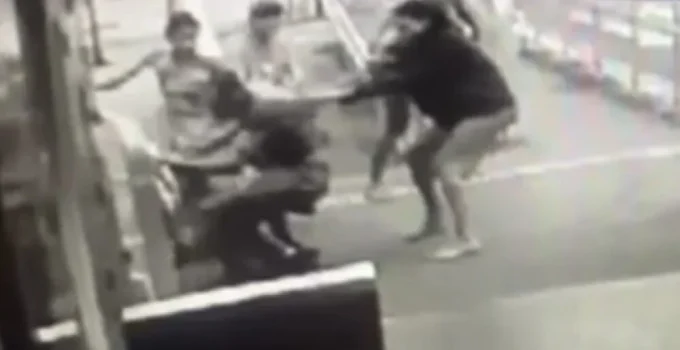 Justiça de BH condena trio a mais de 19 anos por assassinato em estação do Move baseado em boato