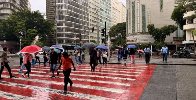 Alerta Máximo em BH: Defesa Civil prevê semana de chuvas intensas e risco de transtornos