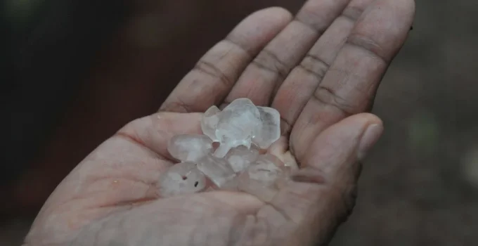 Alerta de Granizo e Chuva Forte em BH: Defesa Civil Pede Atenção Imediata e Orienta População