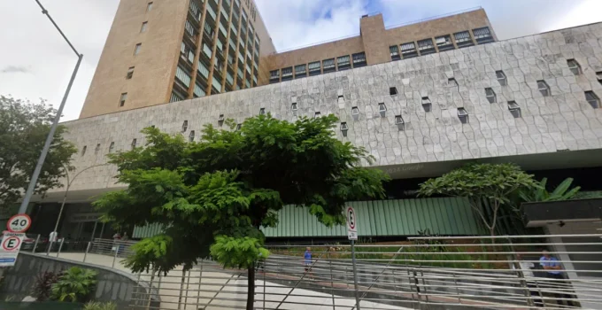 Homem de 30 anos morre de meningite em hospital de BH; contatos são monitorados