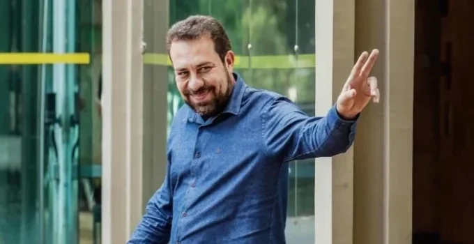 Boulos nomeia militante do MTST para Secretaria Nacional da Juventude em movimento para aproximar Lula de movimentos sociais