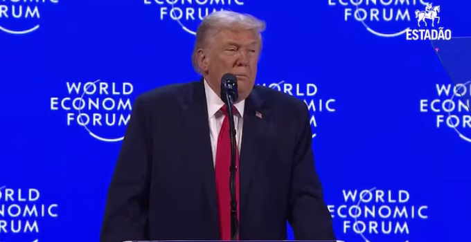 Trump Negocia 'Acesso Total' à Groenlândia, Mas Cede em Soberania; Dinamarca e Groenlândia Rejeitam Venda