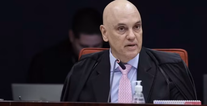 Moraes ordena desocupação de área próxima à Papuda e autoriza prisões de manifestantes