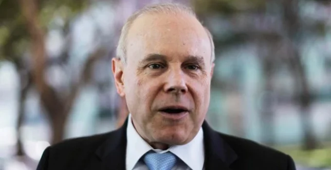 Pedido de Jaques Wagner abriu porta para Guido Mantega no Banco Master com salário de R$ 1 milhão