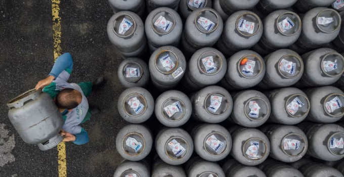 Gás de Cozinha Dispara em BH: Preço do Botijão Volta a Subir em 2026 e Pesquisa Revela Alta de Até 4,9%