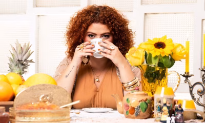 Carolina Serdeira celebra 18 anos de carreira e lança álbum "Doce" em show na capital mineira