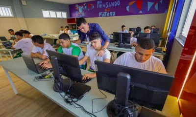 Piauí Inova: Inteligência Artificial Torna-se Disciplina Obrigatória nas Escolas Estaduais