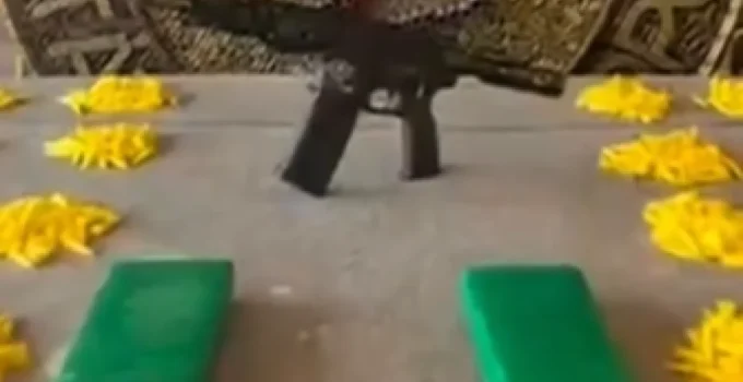 Operação Policial na Ventosa: Gerente do Tráfico é Preso com Quase 2 Mil Pinos de Cocaína e Fuzil M4 em BH