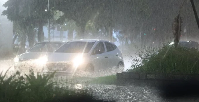 Por que BH alaga tanto? Entenda a geografia, a urbanização e as soluções para as enchentes na capital mineira