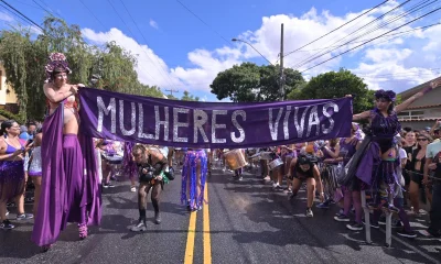 Sagrada Profana Leva Batuque e Protesto Contra Feminicídio e Desigualdade de Gênero às Ruas de BH