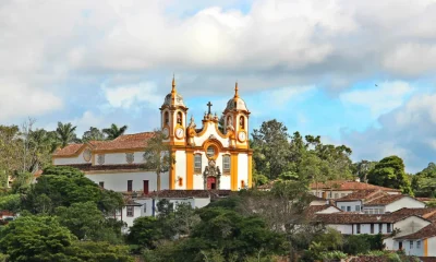 Tiradentes: A Joia Colonial Mineira que Transporta Visitantes ao Passado com Charme e História Preservada