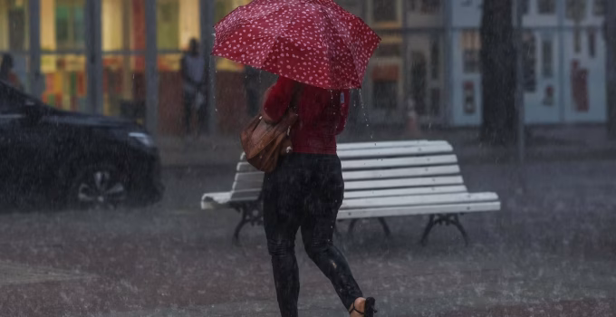 Fevereiro de Alerta em BH: Chuvas Intensas e Carnaval Sob Instabilidade Marcam o Início do Mês