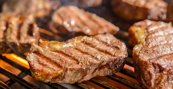 Belo Horizonte: 5 Churrascarias que Elevam o Rodízio de Carnes na Capital Mineira