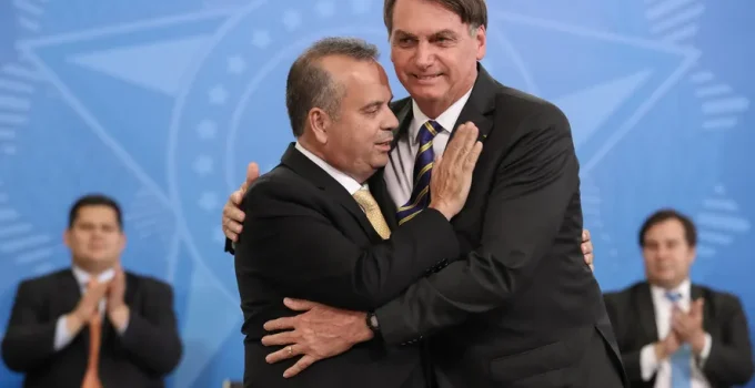 Marinho afirma que Bolsonaro está 'tranquilo' com processo no STM e vê caso como 'injustiça'