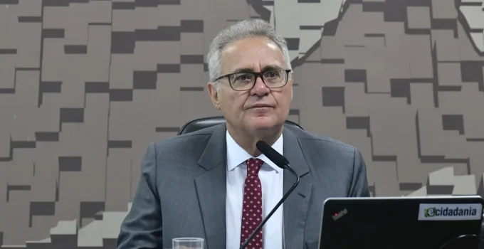 Renan Calheiros assume comando de subcomissão para investigar caso Master no Senado