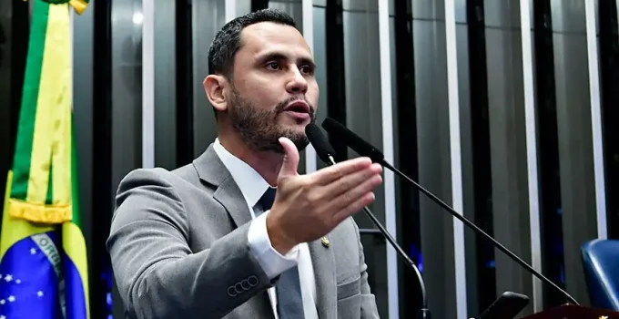 Cleitinho Azevedo, pré-candidato ao governo de MG, defende Gás do Povo de Lula e critica privilégios de políticos