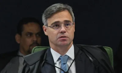 Mendonça vota contra emendas de Eduardo Bolsonaro e Ramagem, mas com fundamentação distinta de Dino