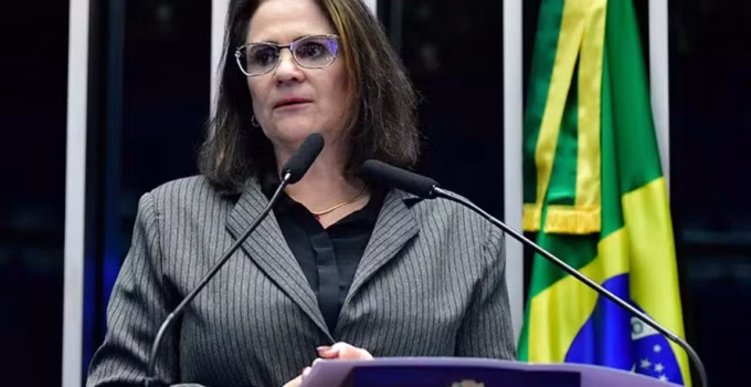 Damares Alves denuncia Freixo à Comissão de Ética por patrocínio da Embratur a escola de samba que homenageará Lula