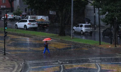 Chuvas em BH: Centro-Sul e Leste já registram volume de fevereiro acima do esperado em apenas 8 dias