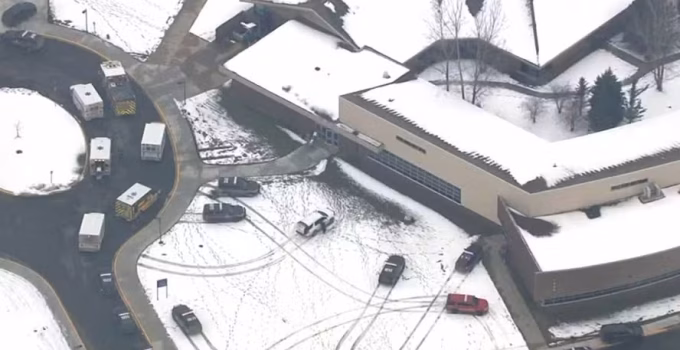 Ataque a tiros em escola no Canadá deixa nove mortos e comoção internacional