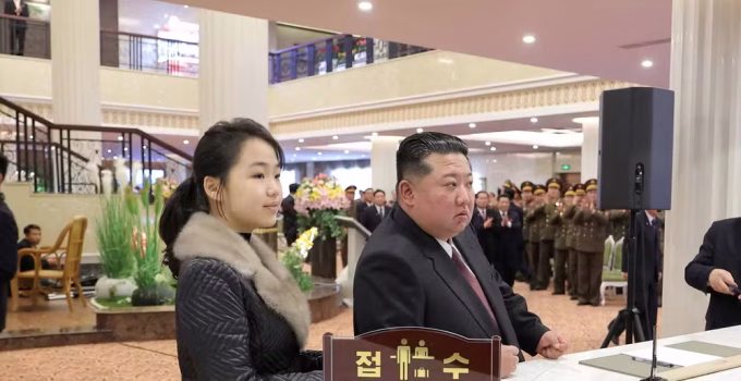 Kim Jong-un prepara sucessão: Filha de 10 anos já é vista como "segunda líder" da Coreia do Norte, diz inteligência sul-coreana
