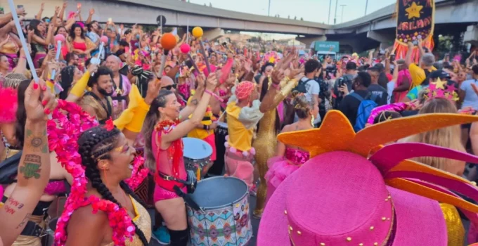 Carnaval de BH: Bombeiros Detalham Plano de Segurança para Megablocos com Monitoramento por Drones e Equipes Estratégicas