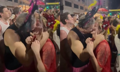 Gleisi Hoffmann e Lindbergh Farias protagonizam beijo apaixonado em bloco de carnaval no Rio