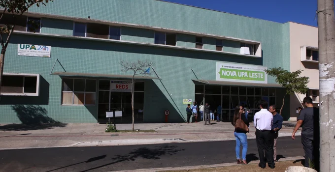 Mulher esfaqueia o namorado e vai à UPA para verificar estado de saúde dele em BH; homem morre