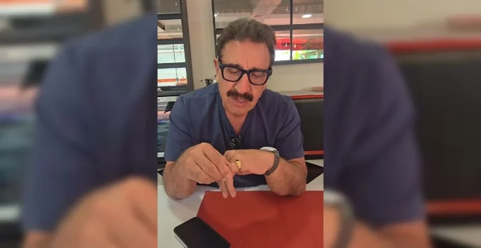 Ratinho reencontra anel valioso dado por Silvio Santos em 1998 e revela motivo especial para usá-lo novamente