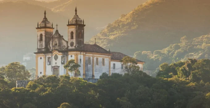 Ouro Preto: Tesouro Histórico de Minas Gerais que Transporta Visitantes ao Século XVIII com 90% da Arquitetura Preservada