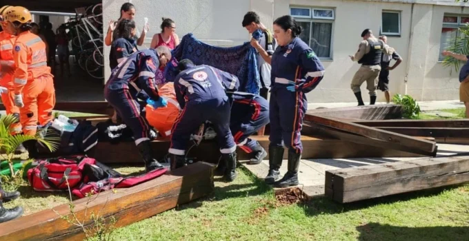 Tragédia em Vespasiano: Parquinho desaba e mata menina de 10 anos na Grande BH; outras quatro crianças ficam feridas