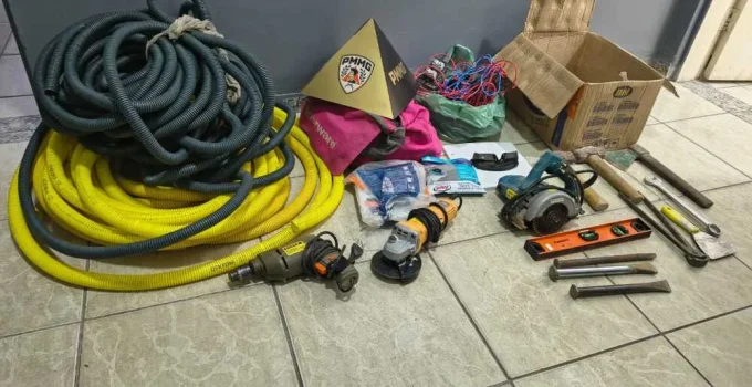 Operação Carnaval 2026: Dois homens são presos por furto e receptação no centro de Ipatinga