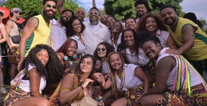 BNegão e FBC celebram o Babadan: 'É o melhor que a gente tem' no coração da Pedreira Prado Lopes