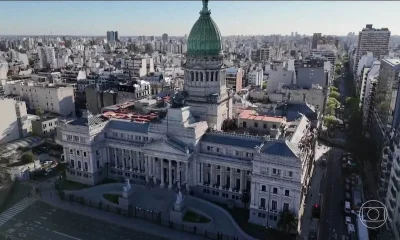 Câmara Argentina aprova reforma trabalhista de Milei em votação acirrada