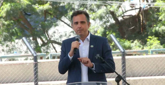 Lula articula intensamente para viabilizar candidatura de Pacheco ao governo de Minas em 2026