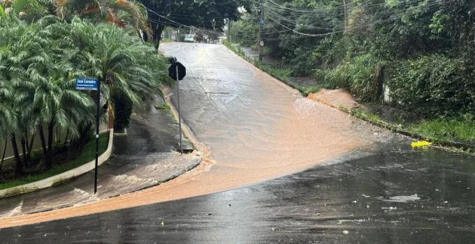 Chuvas em BH: Defesa Civil registra quase 100 acionamentos e alerta para risco geológico
