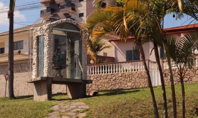 Concurso Prefeitura de Carandaí (MG): 130 vagas abertas em Saúde, Educação e Administração com salários de até R$ 5.648,18