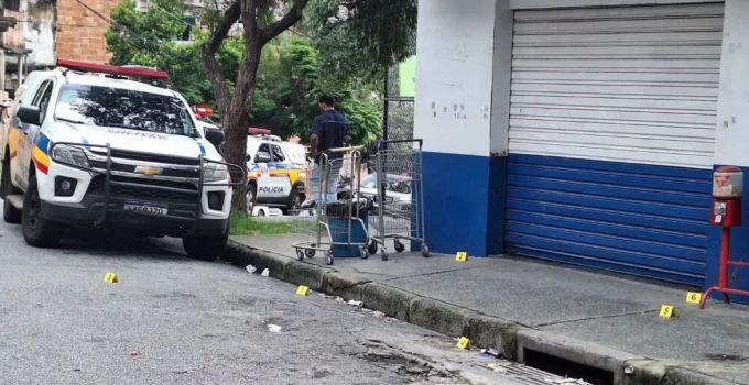 Homem apontado como braço direito de traficante é executado a tiros dentro de supermercado em BH