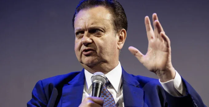 Tensão no Palácio dos Bandeirantes: Tarcísio e Kassab em rota de colisão, saída do Secretário é dada como certa