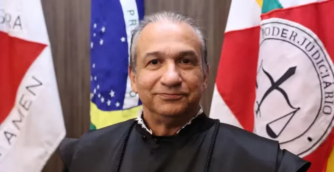 Desembargador de MG é alvo de denúncias de abuso sexual; deputada pede apuração ao CNJ