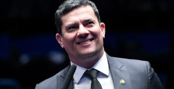 Gilmar Mendes ironiza Moro em cerimônia do STF e levanta polêmica sobre Lava Jato