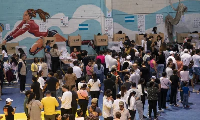 Eleições em Honduras: Colégios Eleitorais Permanecem Abertos Após Horário de Fechamento Devido a Longas Filas